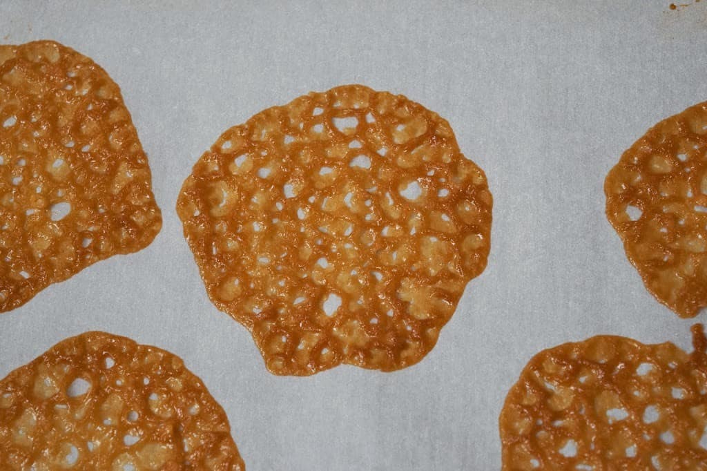 Golden brown lace cookies
