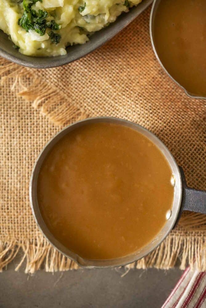 Guinness gravy viewed from overhead