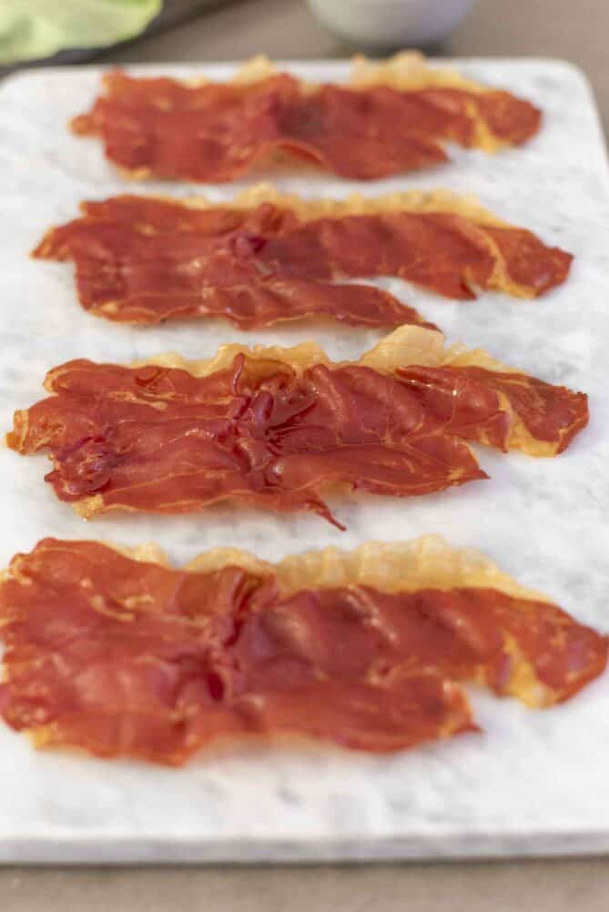 4 slices of crispy prosciutto